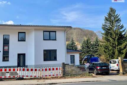 Haus zum Mieten in Dippoldiswalde Schmiedeberg 1.500,00 € 174.94 m² - Dippoldiswalde / Schmiedeberg