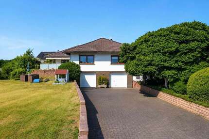 Haus zum Kaufen in Burgwald 349.000,00 € 175.05 m²