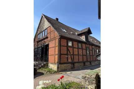 Haus zum Kaufen in Dörentrup 139.000,00 € 260 m²