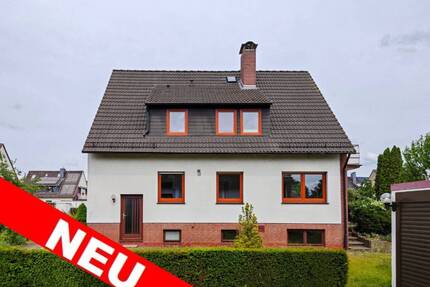 !! Freistehendes Ein-bis Zweifamilienhaus mit 2 Garagen in gefragter und ruhiger Lage von Grambke !! - Bremen Burg-Grambke