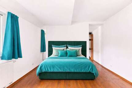 Haus zum Kaufen in Kirchentellinsfurt 749.000,00 € 217 m²