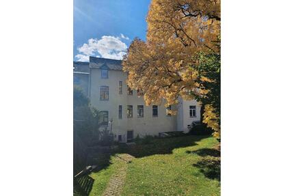 schöne helle 3 Raumwohnung in Treuen