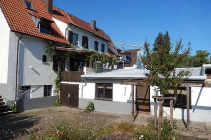 Haus zum Kaufen in Landau 460.000,00 € 208 m²