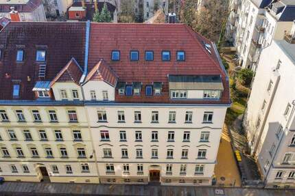 IHR EIGENTUM IN GEPFLEGTER NACHBARSCHAFT | Pures Wohnglück mit 3 Zimmern, Tageslichtbad und Balkon - Leipzig Südvorstadt