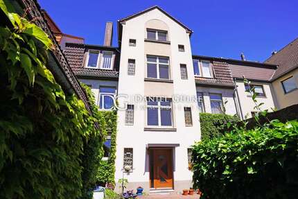 Haus zum Kaufen in Seelze 598.000,00 € 295.81 m²