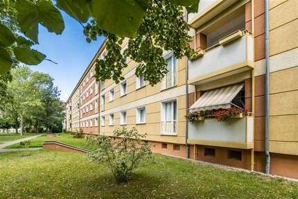 Wohnung zum Mieten in Hoyerswerda 297,00 € 54.02 m²