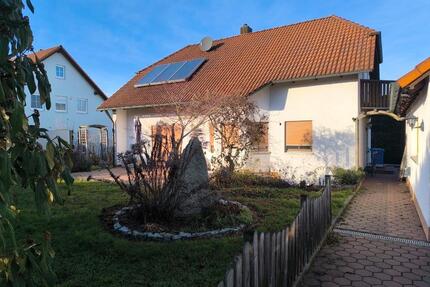 Großzügiges Einfamilienhaus in guter Wohngegend in Uffenheim