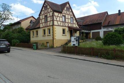 Charmantes Fachwerkhaus mit Potenzial in Eggolsheim OT Kauernhofen