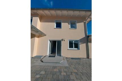 Exklusive 3-Raum-Maisonette-Wohnung in Berkheim
