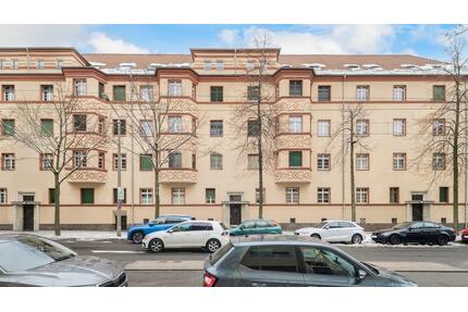 Komfortable 4-Zimmer-Wohnung mit Loggia & Stellplatz VON PRIVAT - Kitzingen