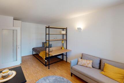 Schick eingerichtetes Apartment in zentraler Lage - Erlangen Am Anger