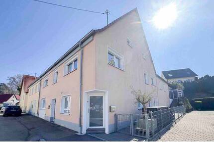 Mehr (T)Raum geht kaum: Modernes Einfamilienhaus mit vielen Nutzungsmöglichkeiten in Leipheim