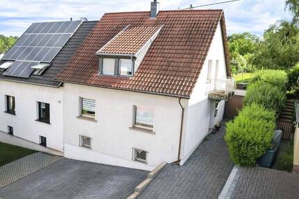 Gepflegtes Einfamilienhaus in ruhiger Sackgasse und im Grünen gelegen - Püttlingen / Köllerbach
