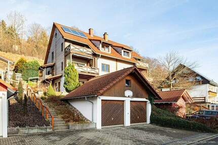 Großzügige Doppelhaushälfte mit Einliegerwohnung & Doppelgarage in Titisee-Neustadt zu verkaufen