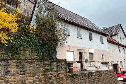 Einfamilienhaus - 71.000,00&nbsp;EUR Kaufpreis, ca.&nbsp; 110,00&nbsp;m&sup2;&nbsp;Wohnfl&auml;che in Nagold (PLZ: 72202) Gündringen