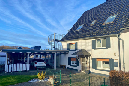 Haus zum Kaufen in Balve 285.000,00 € 270.81 m²