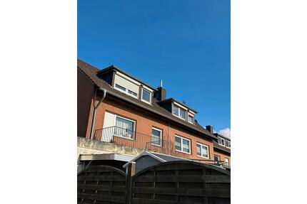 5ZKDB in Mönchengladbach-West - 990,00&nbsp;EUR Kaltmiete, ca.&nbsp; 110,00&nbsp;m&sup2; in Eschweiler (PLZ: 52249)