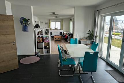 Nachmieter für eine große Barrierefreie 3 Zimmer-Wohnung mit DG - Tann