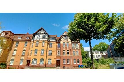 Gemütliche 3-Zi.-Whg. mit Einbauküche im Dachgeschoss - Mühlhausen (Thüringen)