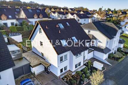 Haus zum Kaufen in Wachtberg - Berkum 845.000,00 € 246 m²