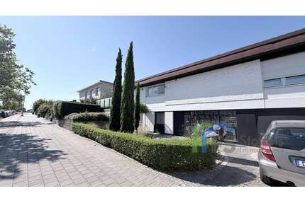 Haus zum Kaufen in Düren 520.000,00 € 215 m²