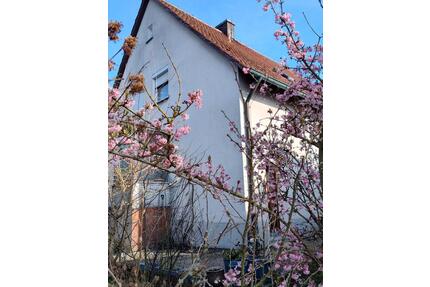 Eins -Zweifamilienhaus zu Verkaufen - Vilseck