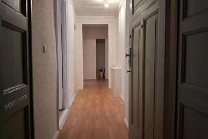 3 Zimmer Eigentumswohnung 85 qm,renoviert,zu verkaufen - Berlin Reinickendorf