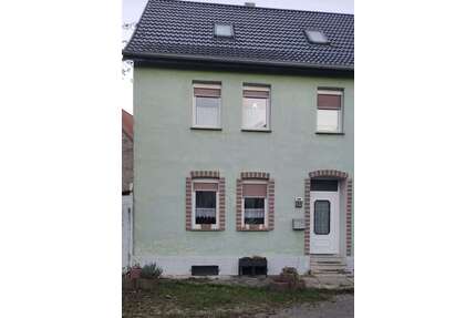 Haus zum Kaufen in Nienburg (Saale) 100.000,00 € 100 m²