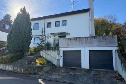 Haus zum Kaufen in Frickenhausen 599.000,00 € 210 m²