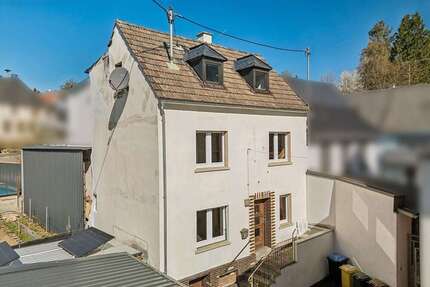 Haus zum Kaufen in Heistenbach 89.000,00 € 123 m²