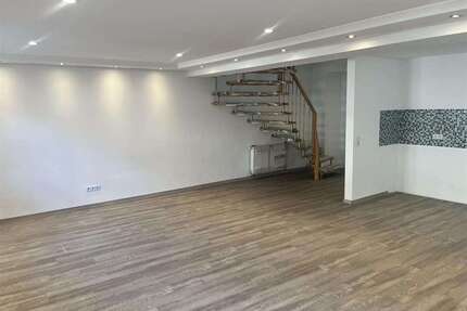 Haus zum Kaufen in Hardheim 360.000,00 € 180 m²