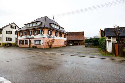 Haus zum Kaufen in Emmendingen 1.050.000,00 € 650 m²