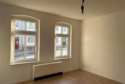 Helle Zweiraumwohnung 63 m2 - 390,00&nbsp;EUR Kaltmiete, ca.&nbsp; 63,00&nbsp;m&sup2; in Altentreptow (PLZ: 17087)
