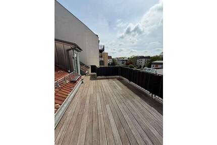 Wohnung zum Mieten in Zwickau 749,00 € 101 m²