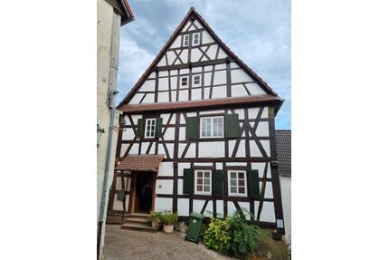 Fachwerkhaus in Neidenstein - 170.000,00&nbsp;EUR Kaufpreis, ca.&nbsp; 153,00&nbsp;m&sup2; in Neidenstein (PLZ: 74933)