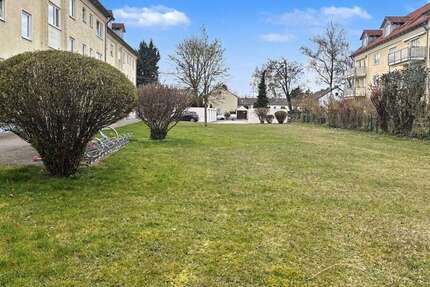 Wohnung zum Kaufen in Augsburg 175.000,00 € 53.1 m²