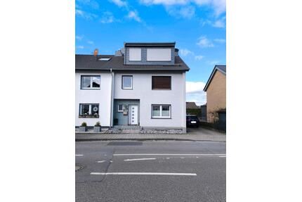 Charmante Doppelhaushälfte - 489.000,00&nbsp;EUR Kaufpreis, ca.&nbsp; 135,00&nbsp;m&sup2; in Duisburg (PLZ: 47199) Baerl
