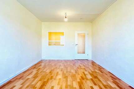 Wohnung zum Mieten in Freital 358,96 € 61.36 m²