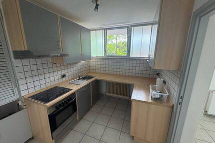 WG-geeignete 4-Zimmer Wohnung in Bonn-Auerberg