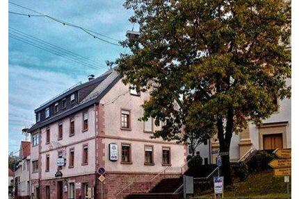 Gasthaus in Limbach Renovierungsbedürftig