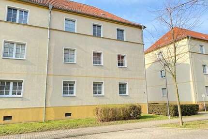 Wohnung zum Mieten in Bitterfeld-Wolfen 353,92 € 56 m²