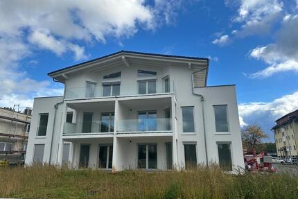 Erstbezug: Moderne 3-Zimmer-Wohnung mit Blick auf Burg Hornberg - Haßmersheim