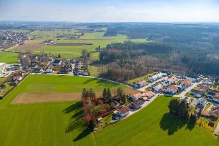Frühzeitig investieren: Grundstück mit Zukunftspotenzial in Edling
