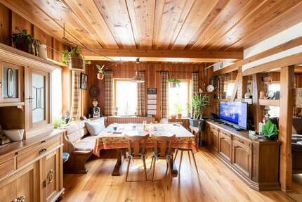 Haus zum Kaufen in Möckmühl 420.000,00 € 434 m²