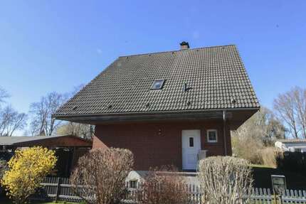 Haus zum Kaufen in Sagard 319.000,00 € 110.06 m²