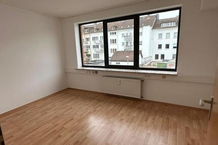 1 Zimmer in einer 3er WG Wohngemeinschaft Zentrum Kassel