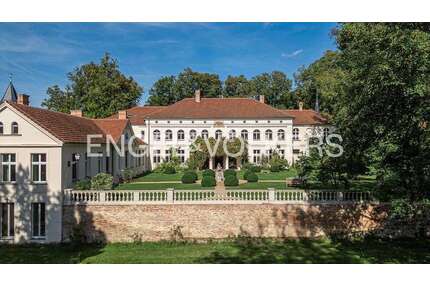 Haus zum Kaufen in Rosenau 3.200.000,00 € 972 m²