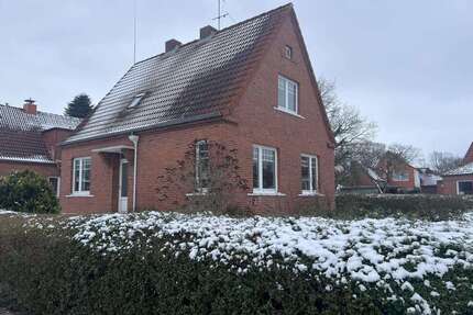 Haus zum Kaufen in Norden 105.000,00 € 115 m²