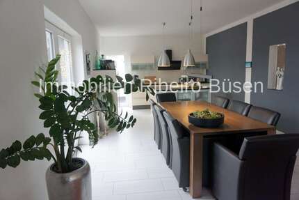 Haus zum Kaufen in Mönchengladbach Bettrath-Hoven 945.000,00 € 175.29 m² - Mönchengladbach / Bettrath-Hoven