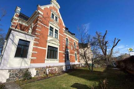 Wurzen* An der kath. Kirche* renovierte helle 2 Zimmer-Wohnung*Tageslichtbad* Wohnküche